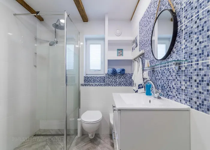 Comfortable With A Private Garden Nyaraló