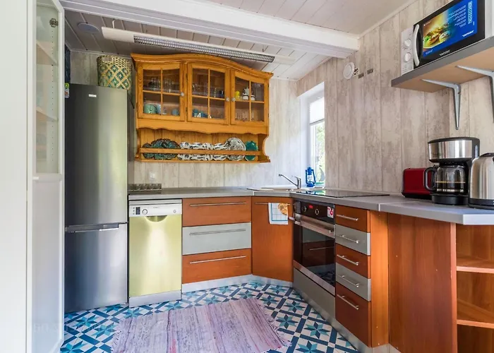 Comfortable With A Private Garden Nyaraló *