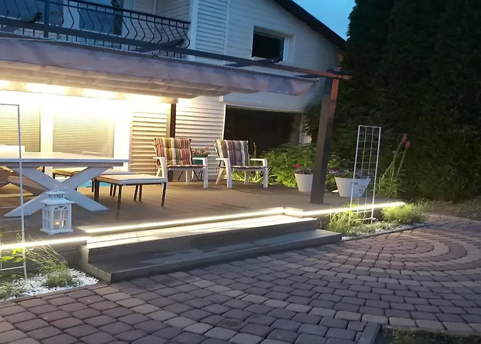 Comfortable With A Private Garden * Rowy