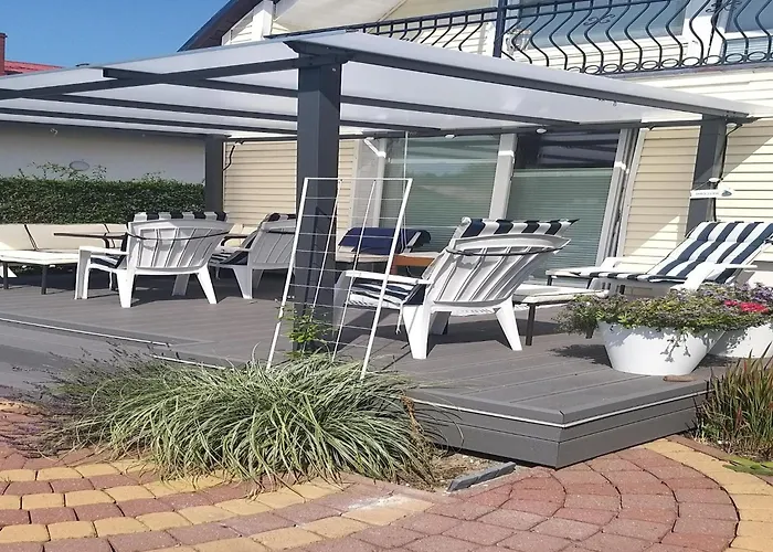 Comfortable With A Private Garden Nyaraló